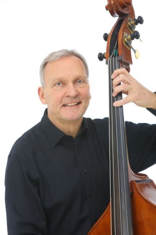 stephan mit bass