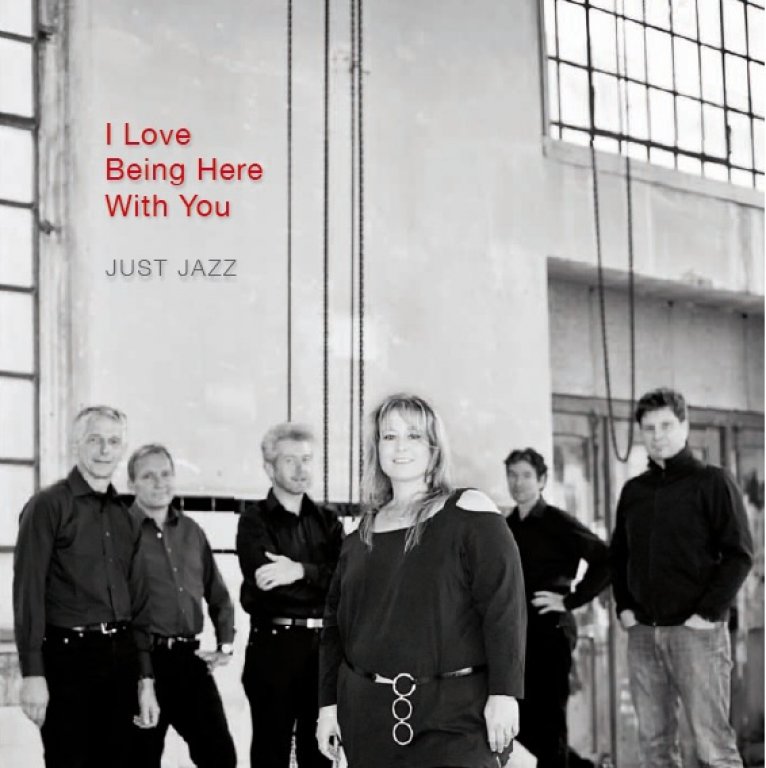 cover_i_love_being cover_i_love_being