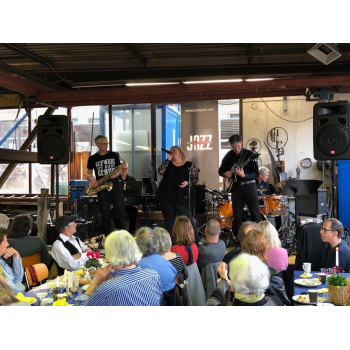jetztodernie 2019, band